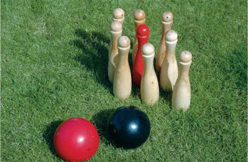 Outdoor-Bowling